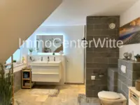 Großzügiges Badezimmer