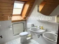 Das Bad im Dachgeschoss