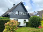 Ein eigenes Zuhause für Ihre Familie in Pinneberg - Entdecken Sie dieses praktische Doppelhaus! - Blick aus dem Garten