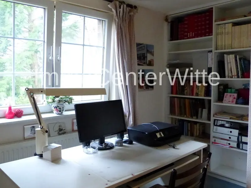 Arbeitszimmer