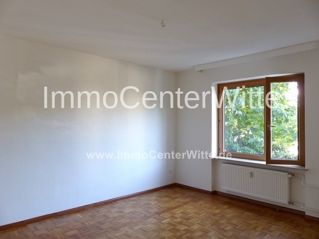 Großes Schlafzimmer