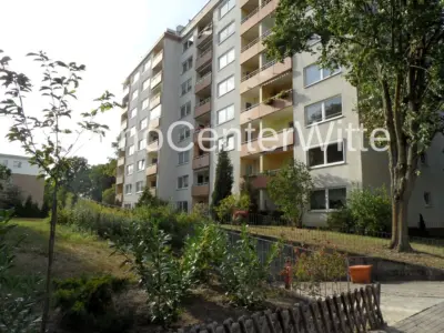V E R K A U F T – Großes, sonniges Zuhause für die ganze Familie, 25451 Quickborn, Etagenwohnung