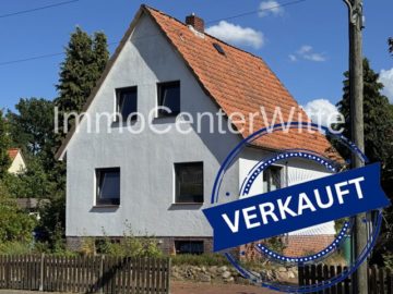 VERKAUFT Ehrlich.Überschaubar.Machbar. Ihr eigenes Haus mit Potenzial und einem schönen Grundstück, 25421 Pinneberg, Einfamilienhaus