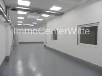Mit Platz für Fahrzeuge