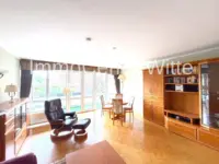 Helles Wohnzimmer