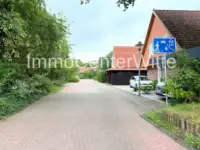 Zufahrt zum Wohngebiet