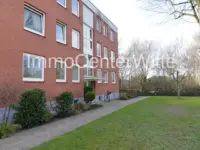 Vor dem Hauseingang