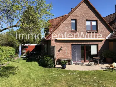 V E R K A U F T – Perfekt für eine Familie – Haus mit Blick ins Grüne, 25421 Pinneberg, Doppelhaushälfte