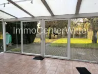 Wintergarten Blick in den Garten