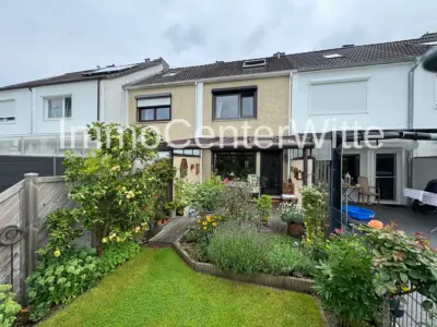 V E R K A U F T – Gemütliches Reihenhaus im grünen Waldenau – kaufen, einziehen, wohlfühlen!, 25421 Pinneberg, Reihenhaus