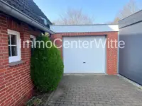 Garage am Haus