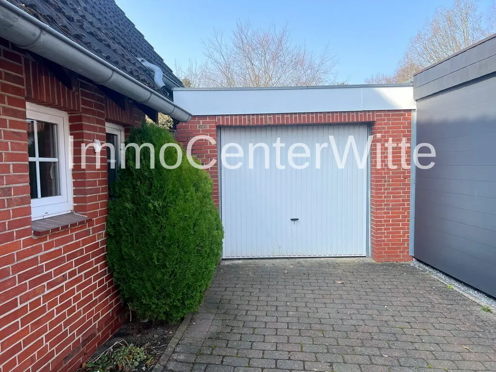 Garage am Haus